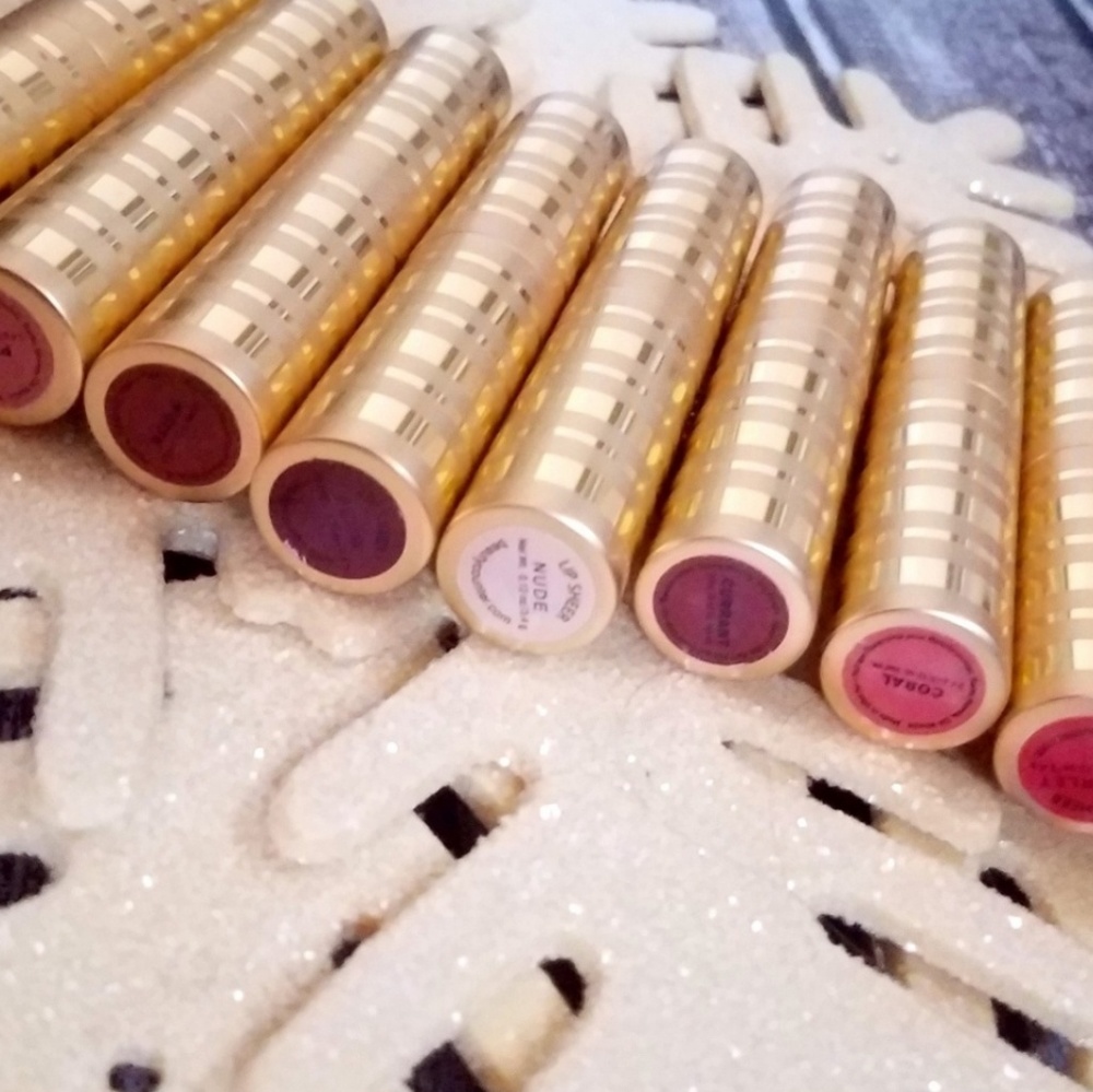 BEAUTYCOUNTER Lips